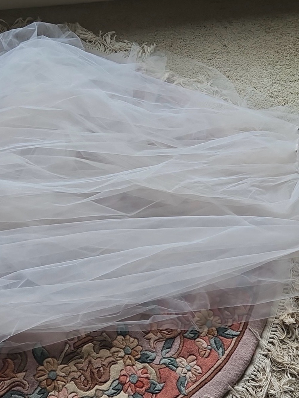 Ivory Detachable Tulle Overskirt - Make an offer! - Picture 11 of 11